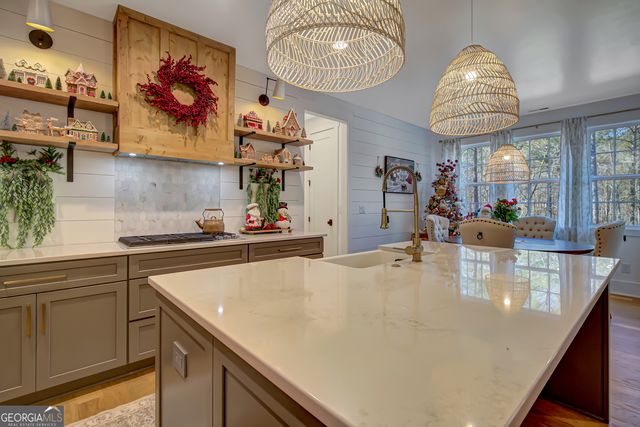 140 S Alexander Creek Road, Newnan, GA 30263