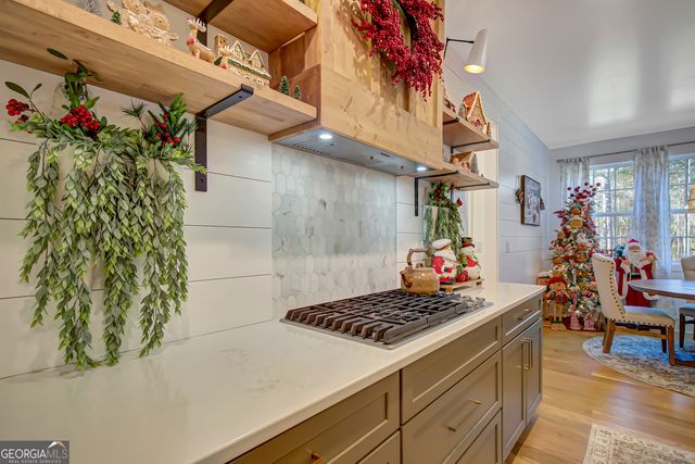 140 S Alexander Creek Road, Newnan, GA 30263