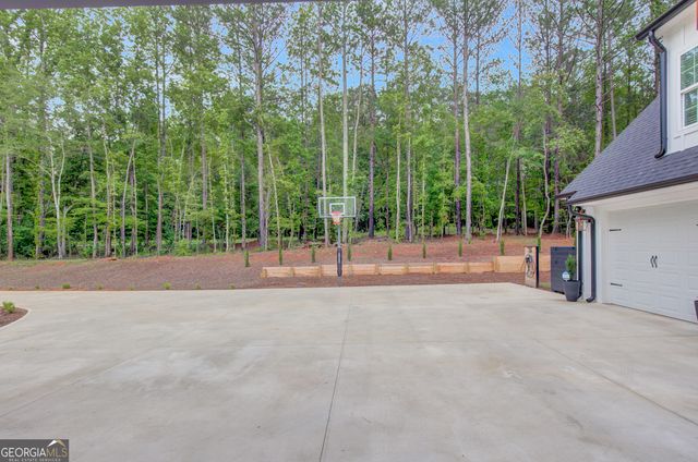 140 S Alexander Creek Road, Newnan, GA 30263