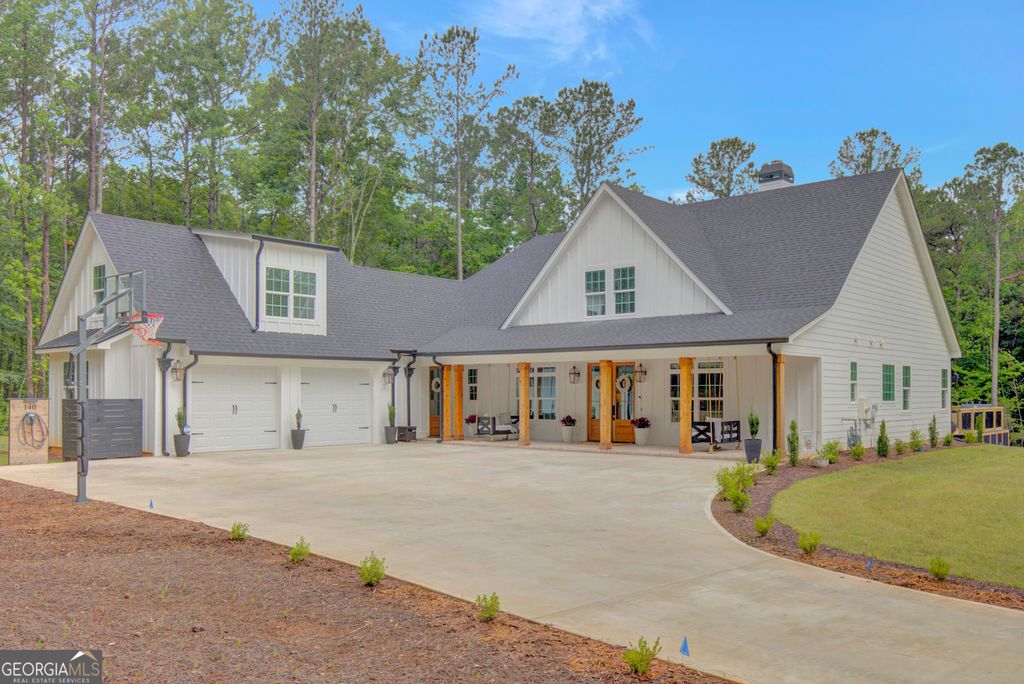 140 S Alexander Creek Road, Newnan, GA 30263
