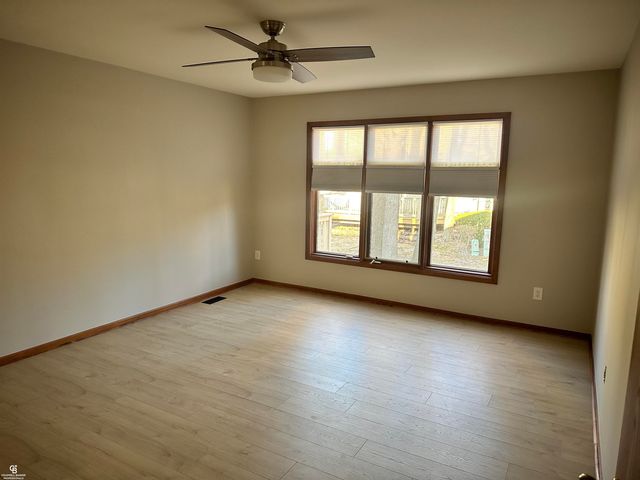 43042 W Kirkwood Drive, Clinton Twp, MI 48038