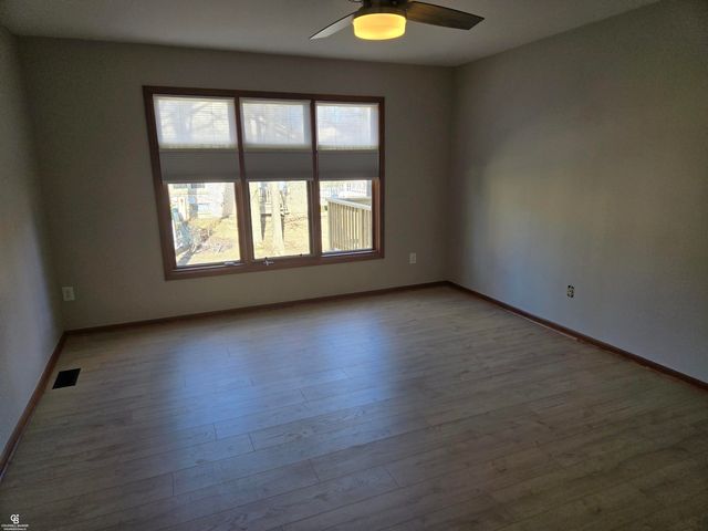 43042 W Kirkwood Drive, Clinton Twp, MI 48038
