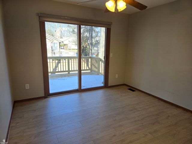 43042 W Kirkwood Drive, Clinton Twp, MI 48038