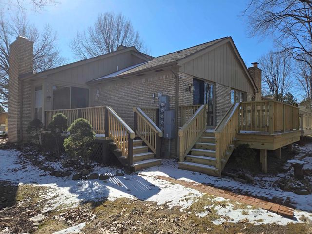 43042 W Kirkwood Drive, Clinton Twp, MI 48038