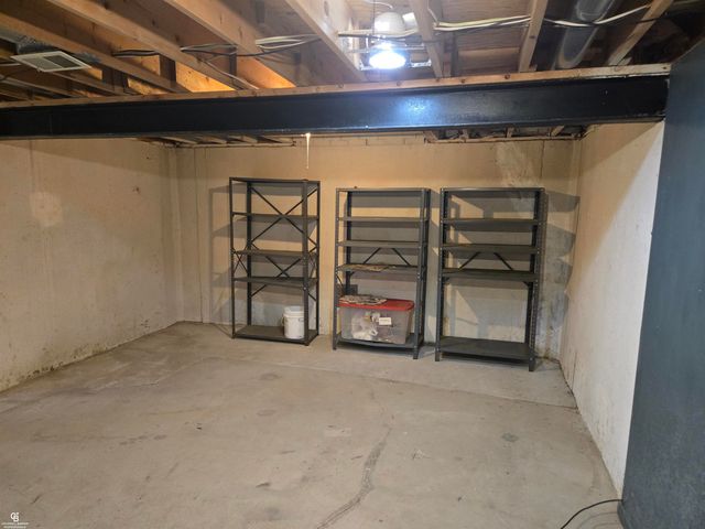 43042 W Kirkwood Drive, Clinton Twp, MI 48038