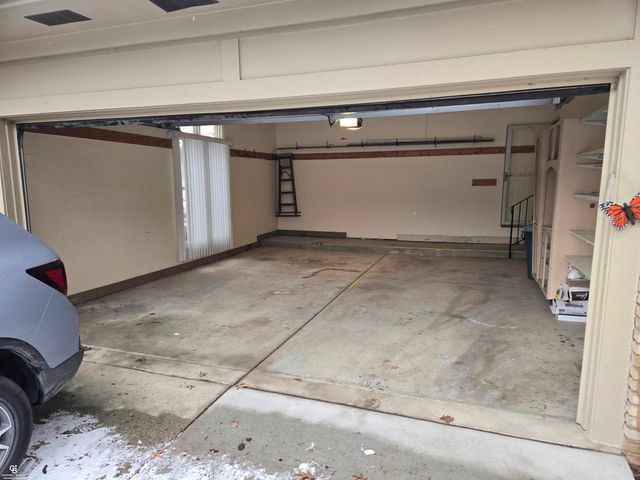 43042 W Kirkwood Drive, Clinton Twp, MI 48038