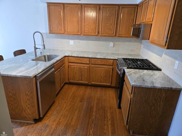 43042 W Kirkwood Drive, Clinton Twp, MI 48038