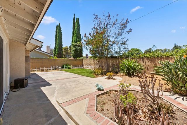 18842 Jane Circle, North Tustin, CA 92705