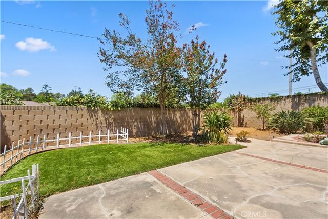 18842 Jane Circle, North Tustin, CA 92705
