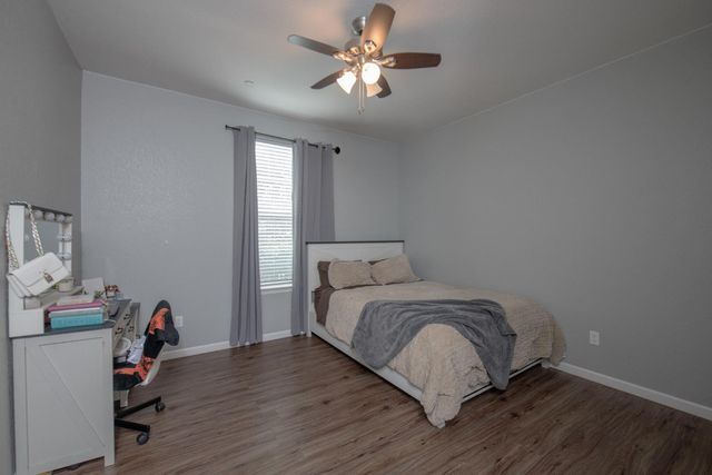 7407 E Vassar Avenue, Fresno, CA 93737