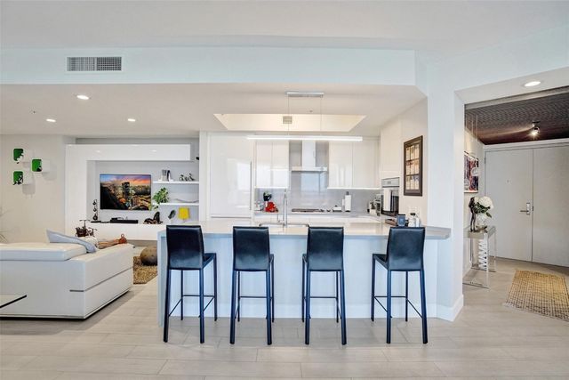 1180 N Federal Highway 804, Fort Lauderdale, FL 33304