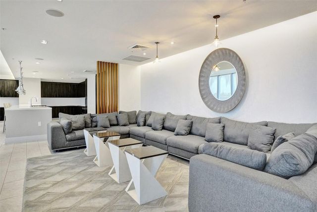 1180 N Federal Highway 804, Fort Lauderdale, FL 33304