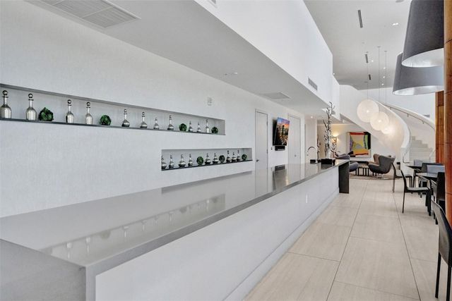 1180 N Federal Highway 804, Fort Lauderdale, FL 33304