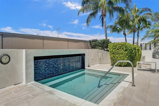 1180 N Federal Highway 804, Fort Lauderdale, FL 33304