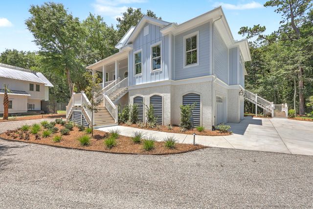 805 Geddings Way, Mount Pleasant, SC 29464