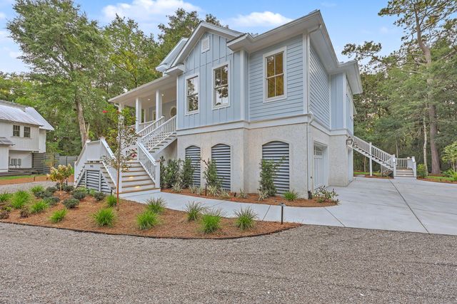 805 Geddings Way, Mount Pleasant, SC 29464