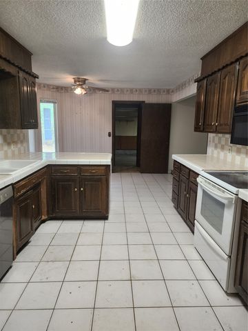 11706 W 65th Street S, Sapulpa, OK 74066