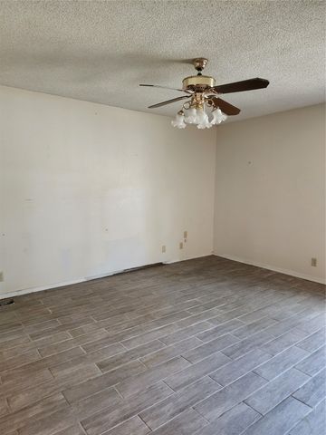 11706 W 65th Street S, Sapulpa, OK 74066