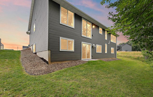 271 Eagle Ridge Drive, Roberts, WI 54023