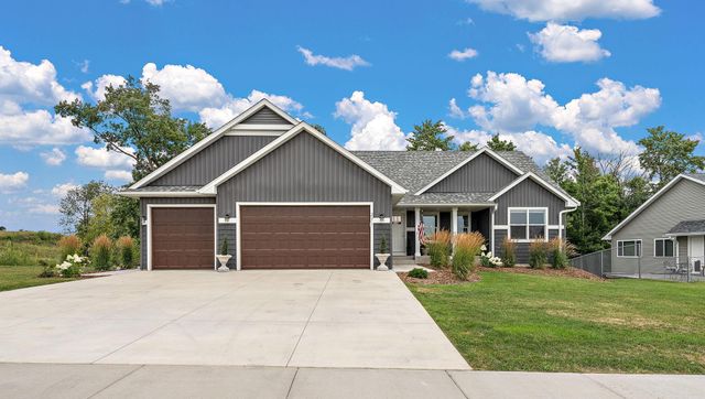 271 Eagle Ridge Drive, Roberts, WI 54023