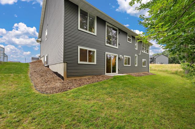 271 Eagle Ridge Drive, Roberts, WI 54023