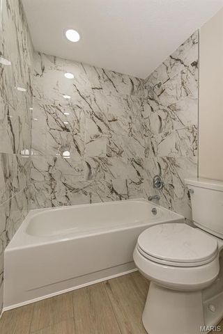 10315 Forest Brook Lane A, St Louis, MO 63146