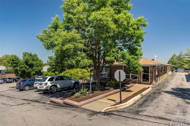10315 Forest Brook Lane A, St Louis, MO 63146