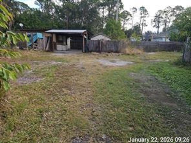202 Laidback Way, Fort Pierce, FL 34945