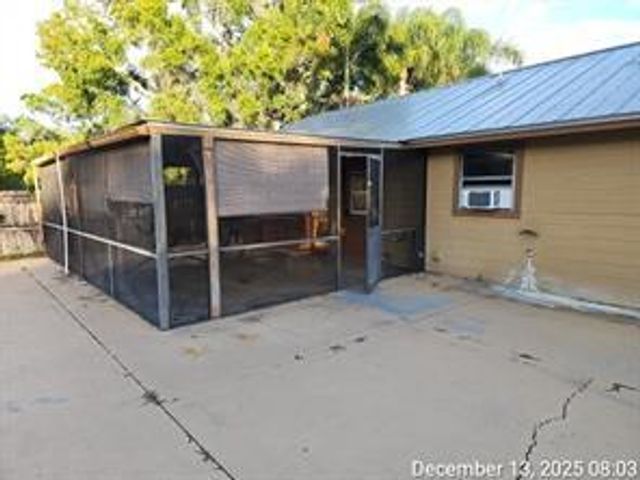 202 Laidback Way, Fort Pierce, FL 34945