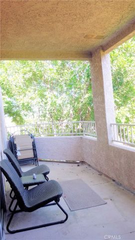 2400 Del Mar Way 201, Corona, CA 92882