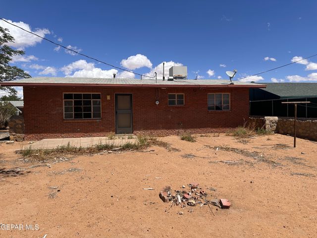 5016 DEBEERS Drive, El Paso, TX 79924