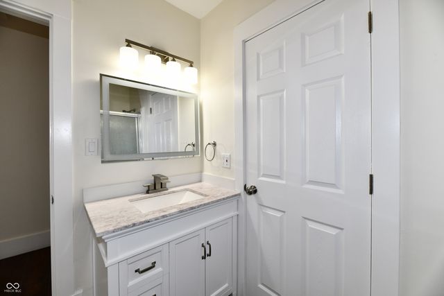 247 Hendricks Place, Indianapolis, IN 46201