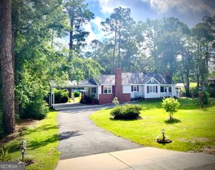 143 Arden Drive, Swainsboro, GA 30401