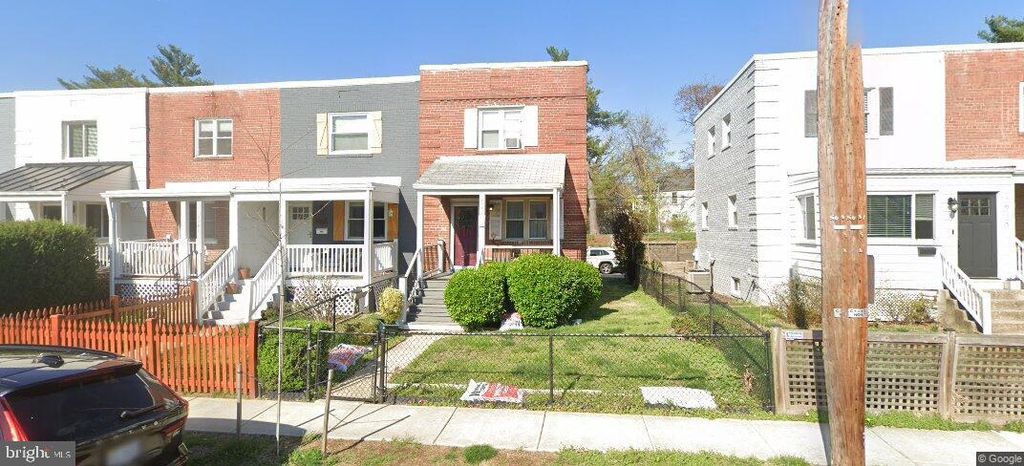 3039 MANNING, Alexandria, VA 22305