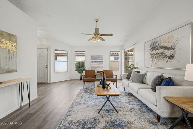 1111 W KINGBIRD Drive, Chandler, AZ 85286