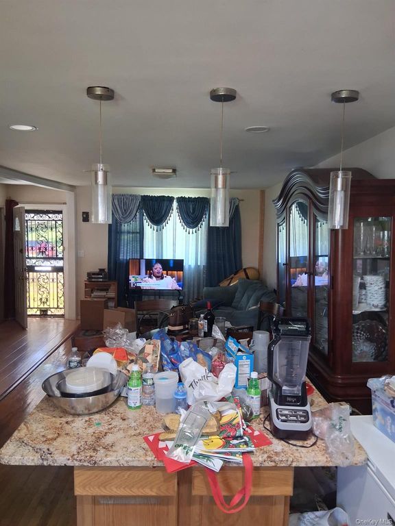 1131 Grenada Place, Bronx, NY 10466 — photo 5