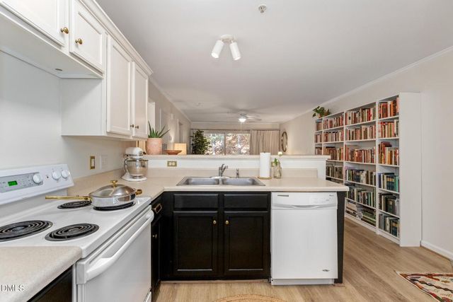 2950 Trailwood Pines Lane 104, Raleigh, NC 27603