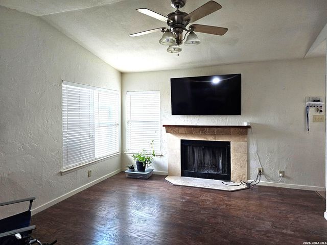 9406 Sugarloaf, San Antonio, TX 78245