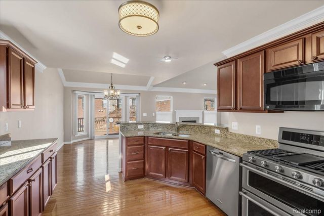 30229 Viewcrest Drive, Novi, MI 48377