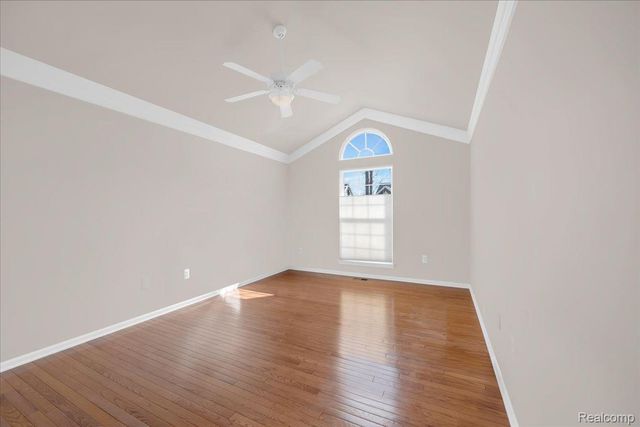 30229 Viewcrest Drive, Novi, MI 48377