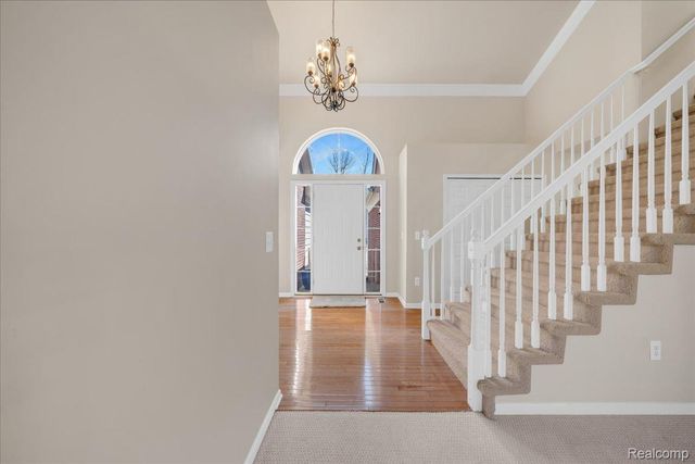 30229 Viewcrest Drive, Novi, MI 48377