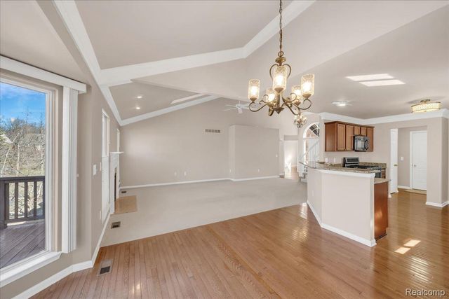 30229 Viewcrest Drive, Novi, MI 48377