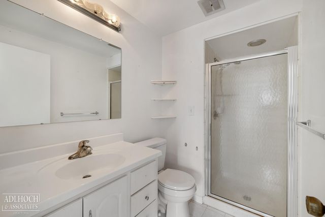 1050 Woodbridge Street, Saint Clair Shores, MI 48080