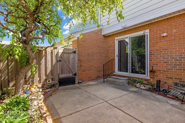 1050 Woodbridge Street, Saint Clair Shores, MI 48080