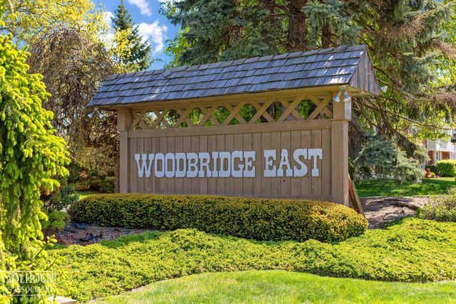 1050 Woodbridge Street, Saint Clair Shores, MI 48080