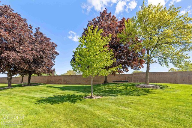 1050 Woodbridge Street, Saint Clair Shores, MI 48080
