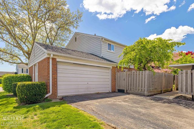 1050 Woodbridge Street, Saint Clair Shores, MI 48080