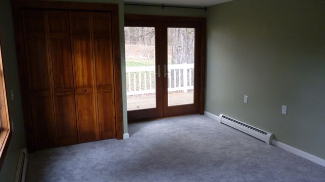 52 Valley Road, Southampton, MA 01075