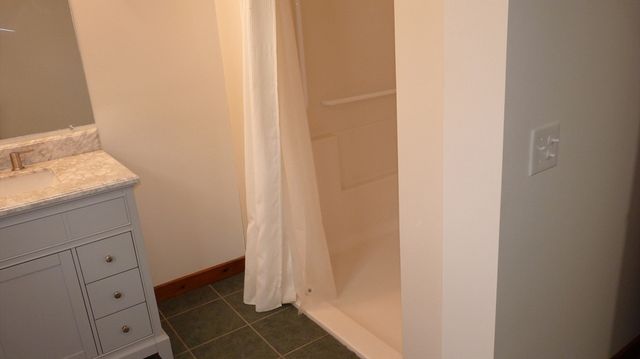 52 Valley Road, Southampton, MA 01075