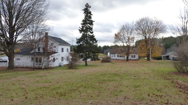 52 Valley Road, Southampton, MA 01075